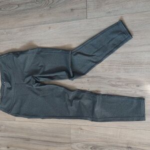 Gap Fit Women's Dark Grey Medium Leggings.